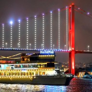  Bosphorus Music and Dinner Cruise w/ Private Table (Alcoholic and soft drinks included) & WİFİ